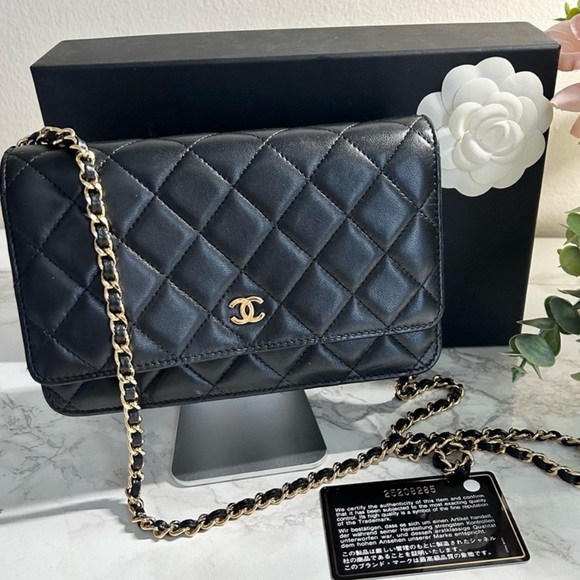 CHANEL Handbags - Full inclusion: Chanel Classic Quilted Lambskin Crossbody bag